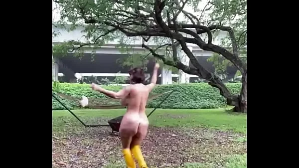 brittany elizabeth completely naked and wearing boots