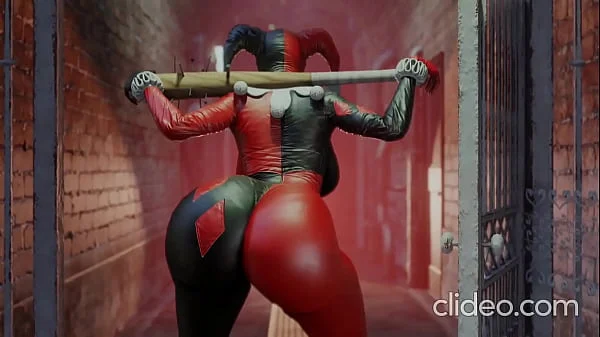 Harley Quinn shaking her bubble booty