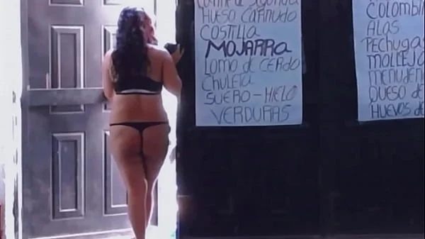 Receiving the half-naked delivery man, this unknown boy is surprised to see me in my underwear, I show him my ass and the lucky guy gropes my buttocks (Comments in English) Real homemade recorded with a hidden camera by my cuckold husband