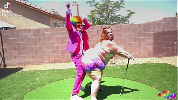 Every Legend Had A Favorite Suit : Gibby Chapter 4  The Pink Clownstress 