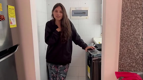 Mi novia me descubre siendo infiel en una llamada caliente mientras la tenemos en la habitación de invitados