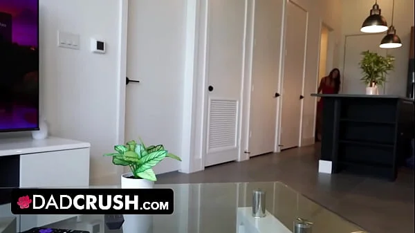DadCrush - Gorgeous Babe Gets Tired Of Being Called Dyke By Stepdad