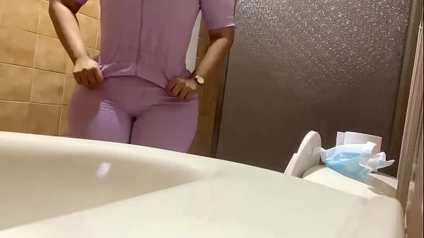 Enfermera culona bbw culo extremo captada por camara amateur