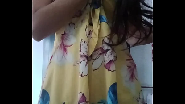 This innocent girl lets herself be recorded while asking me for an anal. Teen18