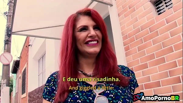 Apreendi muito com uma mulher divorciada de 50 anos, madrasta do meu melhor amigo