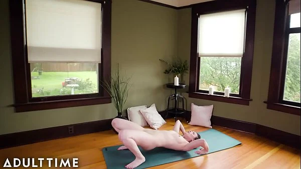 Naked Yoga Life - Casey Calvert Finishes With Masturbation