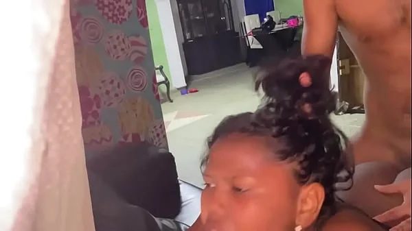 2 PARTE MI PADRASTRO COJE MI COÑO GRANDE CUANDO ESTABAMOS EN LA SALA