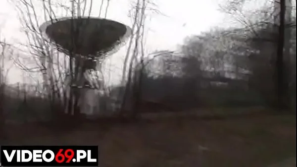 Polskie porno - Kosmiczne rżnięcie na polanie