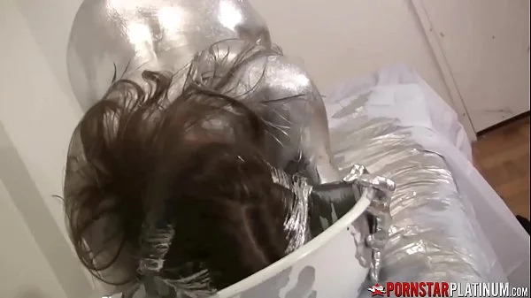 PORNSTARPLATINUM Mindi Mink Covered in Silver Before Teasing