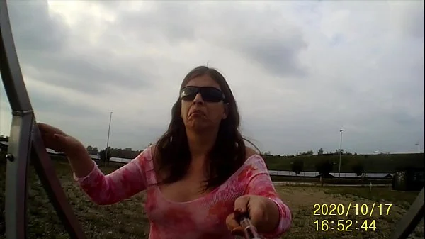 I flash my breasts in an industrial park