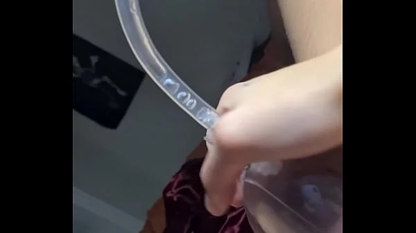 [Area51FREAK] uncontrollably SQUIRTING HERSELF after using VAGINA PUMP