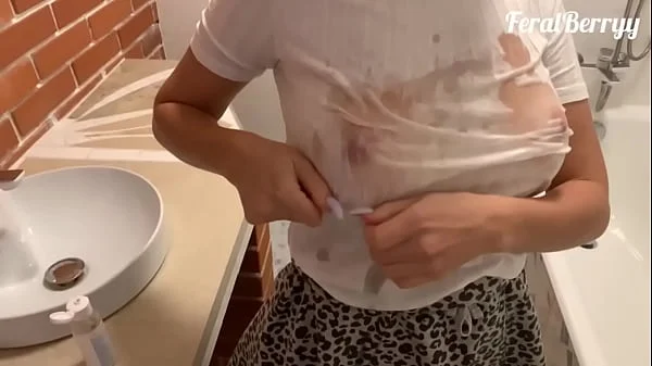 I was shocked as this hungry ass in oil fucked me. FeralBerryy