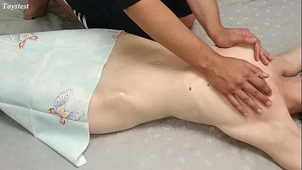 Homemade Oil Massage with Two Orgasms for Beautiful Babe