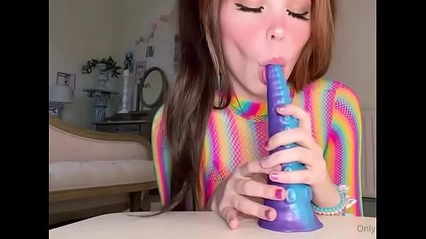 Bell Delphine play with dick